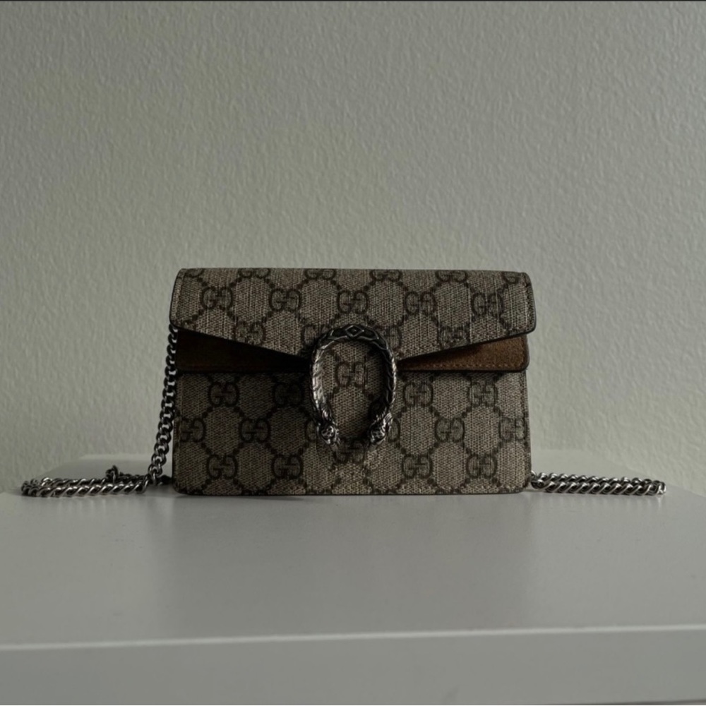 Gucci Dionysus GG Supreme Super Mini Bag